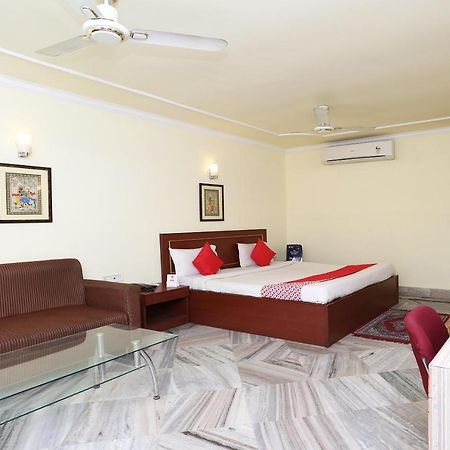 Oyo 4209 Maurya Inn Bhubaneswar Eksteriør bilde